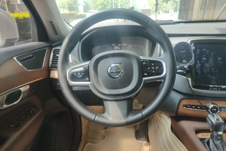 Used Volvo XC90 2018 T6 Zhiyi Edition 7-Seater Steering Wheel