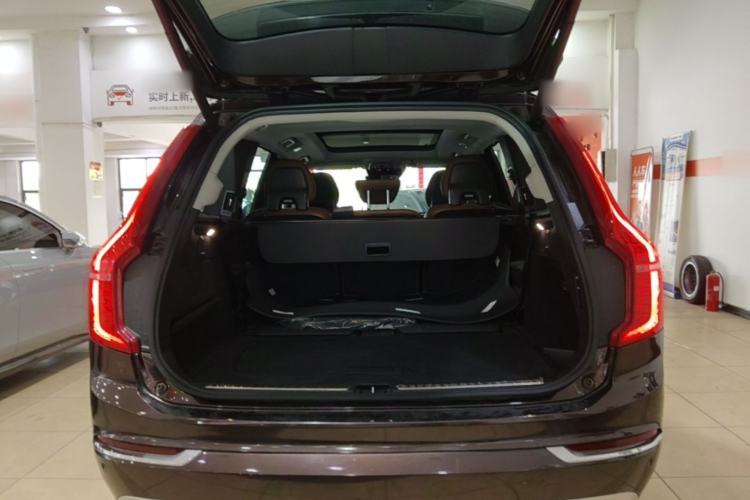 Used Volvo XC90 2018 T6 Zhiya Edition 7-seater Trunk