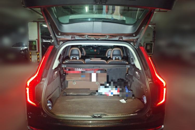 Used Volvo XC90 2018 T6 Zhiya Edition 7-seater Trunk