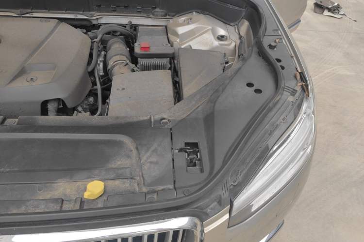 Used Volvo XC90 2018 T6 Zhiya Edition 7-seater Engine Bay Left