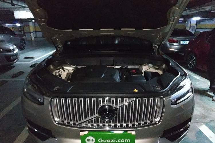 Used Volvo XC90 2018 T6 Zhiyi Edition 5-seater Engine Bay