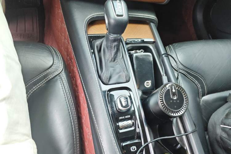 Used Volvo XC90 2018 T6 Zhiya Edition 7-seater Gear Lever
