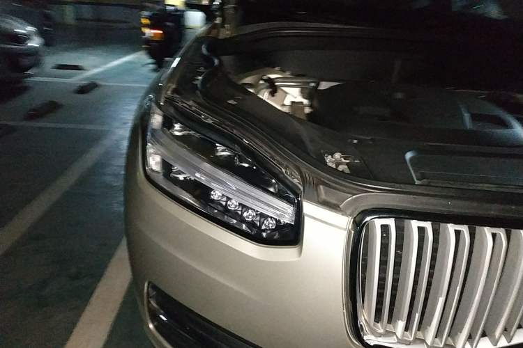 Used Volvo XC90 2018 T6 Zhiyi Edition 5-seater Right Front Headlight