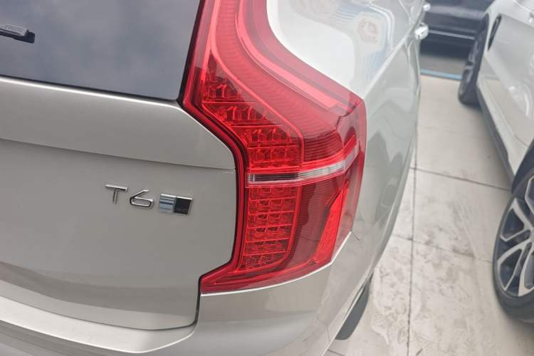 Used Volvo XC90 2018 T6 Zhiya Edition 7-seater Right Rear Taillight