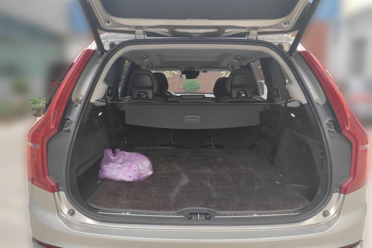 Used Volvo XC90 2018 T6 Zhiya Edition 7-seater Trunk