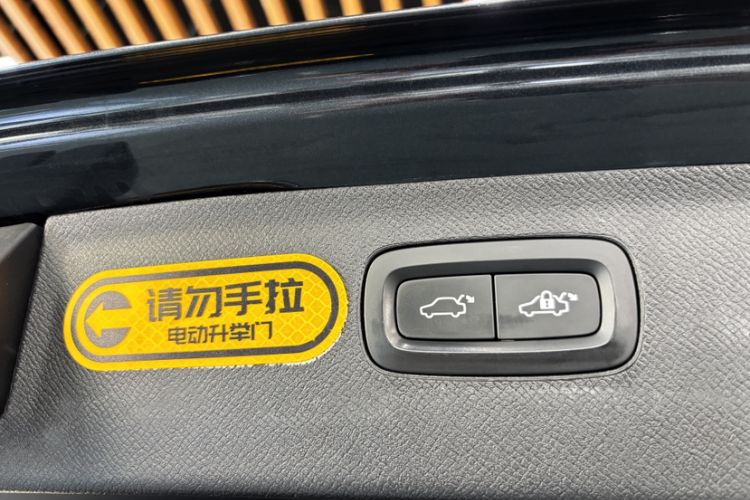 Used Volvo XC90 2018 T5 Zhiyi Edition 5-seater Interior 14