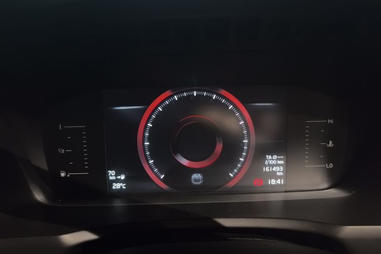 Used Volvo XC90 2018 T5 Zhiyi Edition 5-seater Odometer Close Up