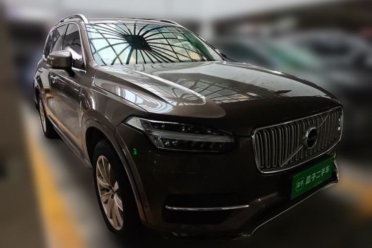Used Volvo XC90 2018 T6 Zhiyi Edition 7-Seater Front Right 45 Deg