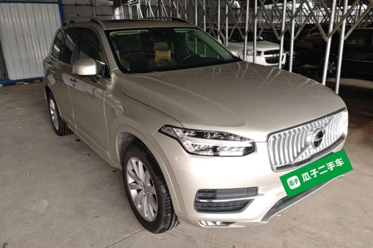 Used Volvo XC90 2018 T6 Zhiyi Edition 7-Seater Front Right 45 Deg