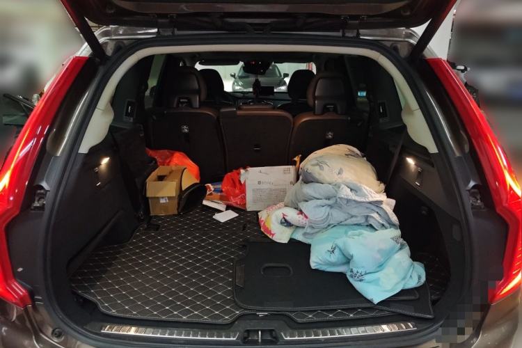 Used Volvo XC90 2018 T6 Zhiyi Edition 7-Seater Trunk