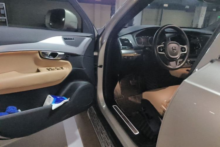 Used Volvo XC90 2018 T6 Zhiyi Edition 7-Seater Driver Seat