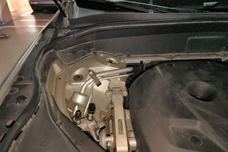Used Volvo XC90 2018 T6 Zhiyi Edition 7-Seater Engine Bay Right