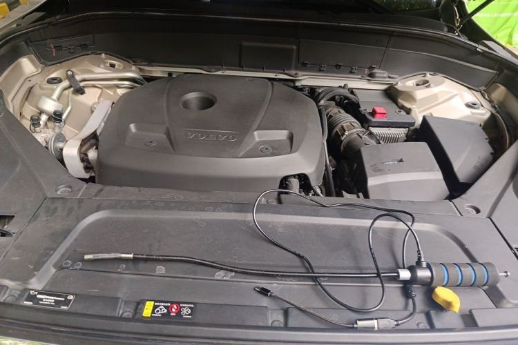 Used Volvo XC90 2018 T6 Zhiyi Edition 7-Seater Engine Bay