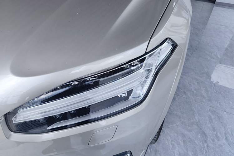 Used Volvo XC90 2018 T6 Prestige 7-Seater Left Front Headlight