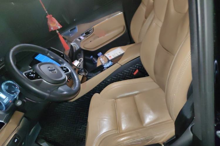 Used Volvo XC90 2018 T6 Prestige 7-Seater Left Front Seat
