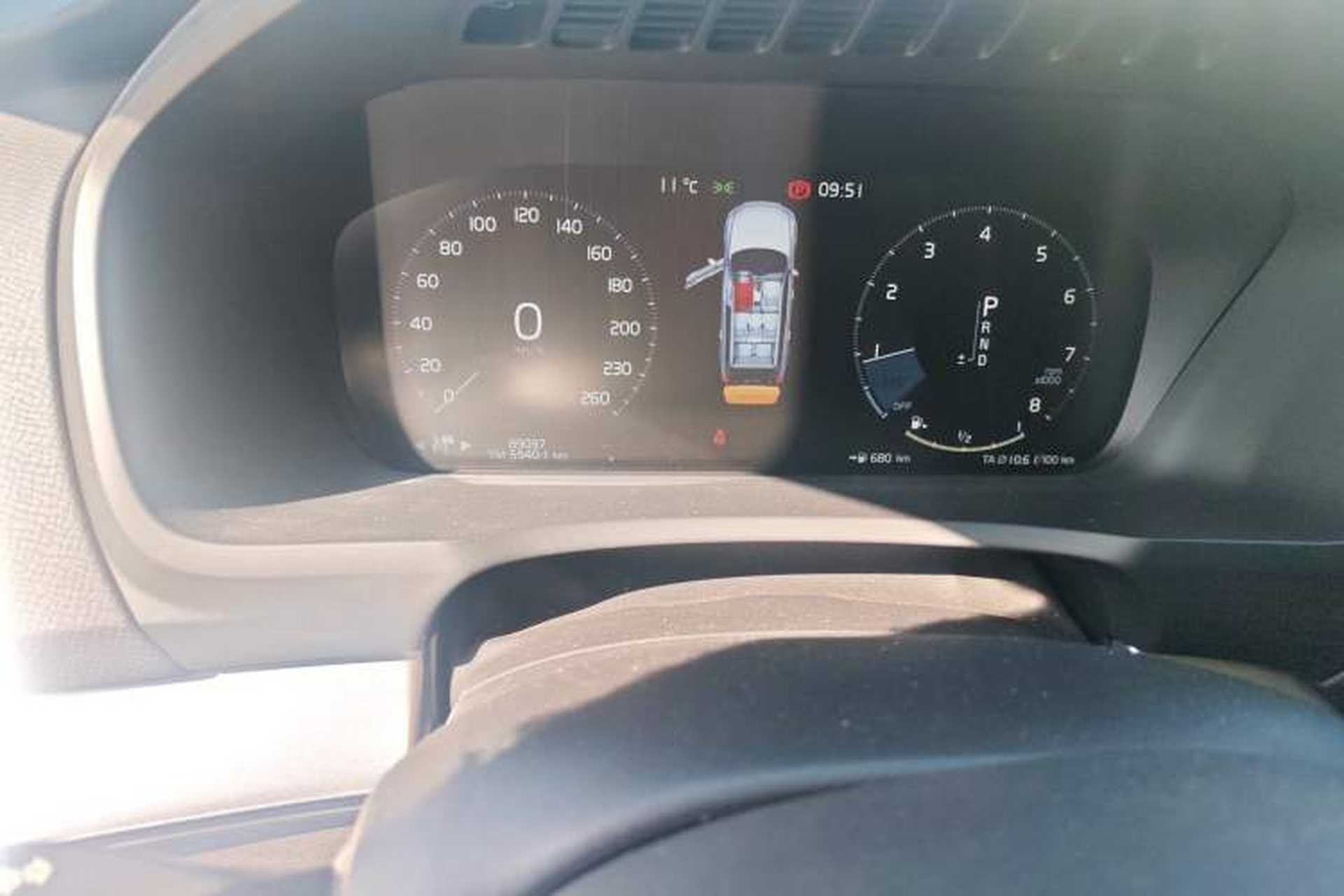 Used Volvo XC90 2018 T6 Zhiyi Edition 7-Seater Odometer Close Up