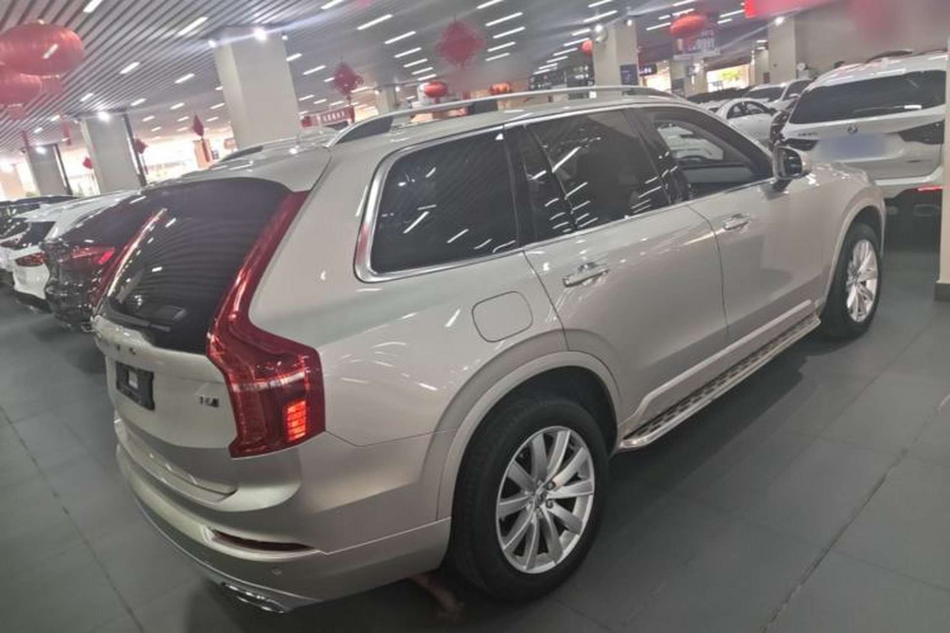 Used Volvo XC90 2018 T6 Zhiyi Edition 7-Seater Rear Right 45 Deg