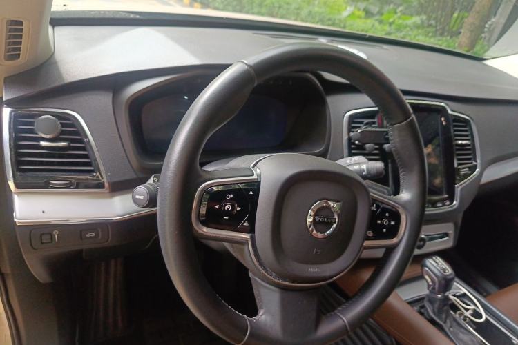 Used Volvo XC90 2018 T6 Zhiyi Edition 7-Seater Steering Wheel
