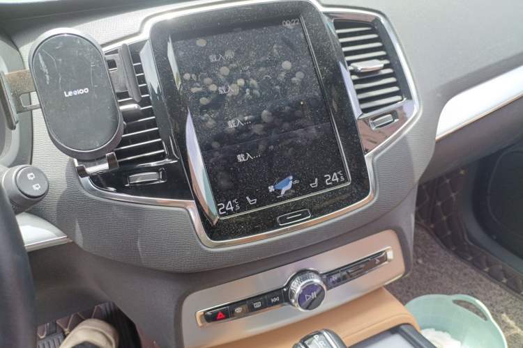 Used Volvo XC90 2018 T6 Zhiya Edition 7-seater Audio And AC Panel