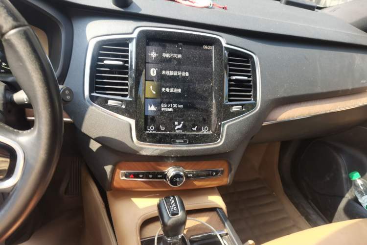 Used Volvo XC90 2018 T6 Zhiya Edition 7-seater Audio And AC Panel