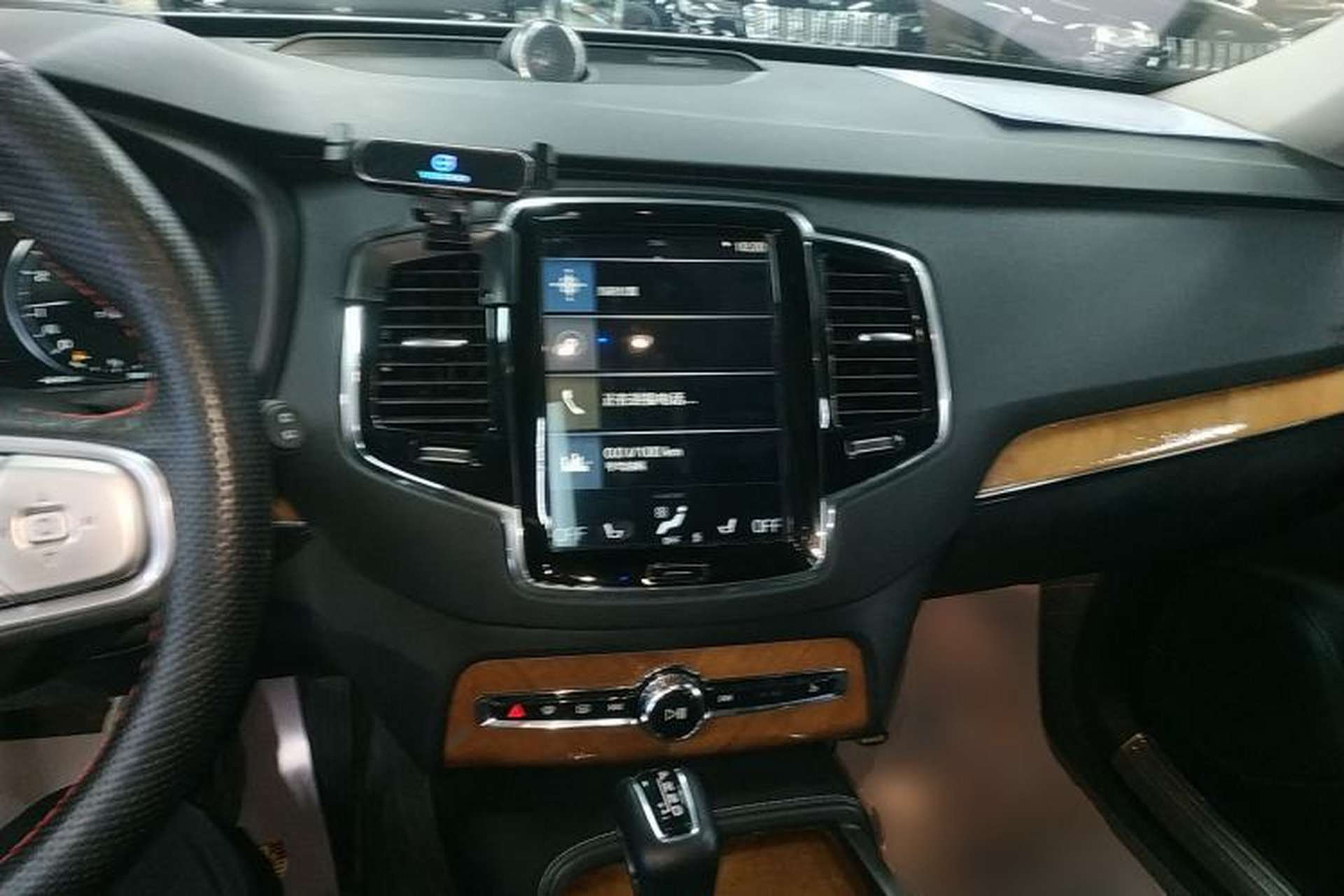 Used Volvo XC90 2018 T6 Zhiya Edition 7-seater Center Console
