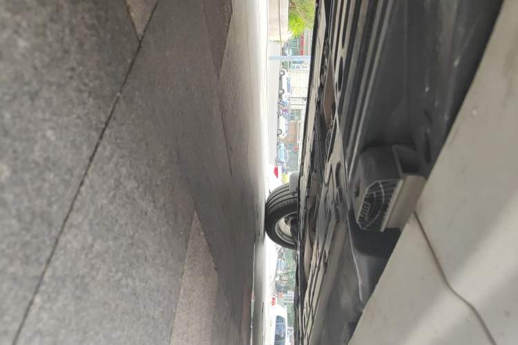 Used Volvo XC90 2018 T6 Prestige 7-Seater Chassis Rear Right