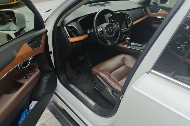 Used Volvo XC90 2018 T6 Zhiyi Edition 7-Seater Driver Seat