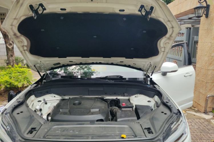Used Volvo XC90 2018 T5 Zhiyi Edition 7-Seater Engine Bay