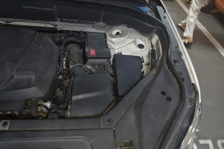 Used Volvo XC90 2018 T6 Zhiyi Edition 7-Seater Engine Bay Left