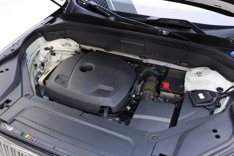 Used Volvo XC90 2018 T6 Zhiya Edition 7-seater Engine Bay