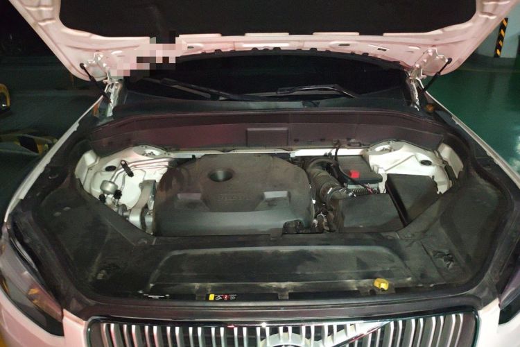 Used Volvo XC90 2018 T6 Zhiya Edition 7-seater Engine Bay