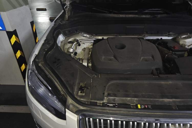 Used Volvo XC90 2018 T6 Zhiya Edition 7-seater Engine Bay Right