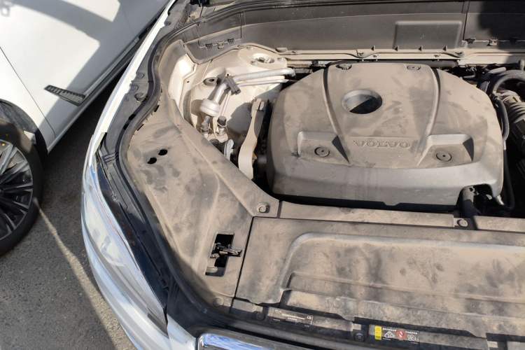 Used Volvo XC90 2018 T6 Zhiyi Edition 7-Seater Engine Bay Right