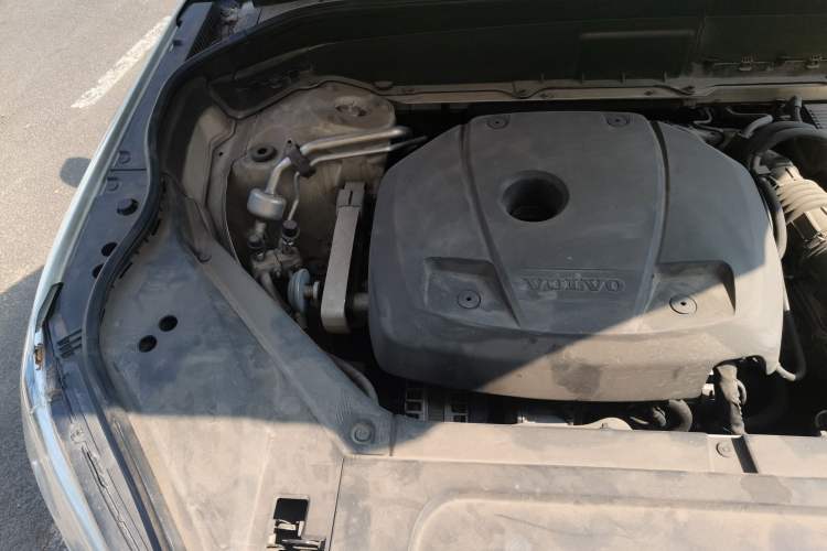 Used Volvo XC90 2018 T6 Zhiya Edition 7-seater Engine Bay Right