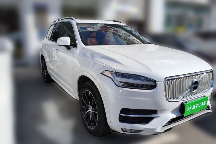 Used Volvo XC90 2018 T6 Zhiyi Edition 7-Seater Front Right 45 Deg