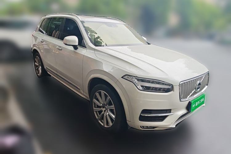 Used Volvo XC90 2018 T6 Zhiyi Edition 7-Seater Front Right 45 Deg