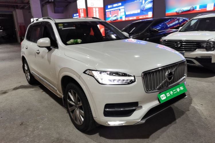 Used Volvo XC90 2018 T6 Zhiyi Edition 7-Seater Front Right 45 Deg