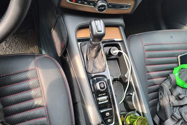 Used Volvo XC90 2018 T6 Zhiya Edition 7-seater Gear Lever