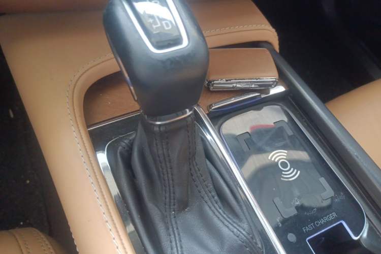 Used Volvo XC90 2018 T6 Zhiya Edition 7-seater Gear Lever