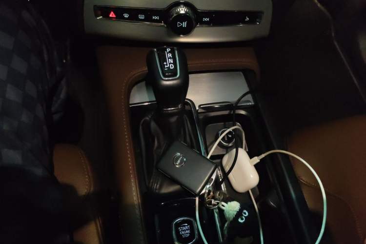Used Volvo XC90 2018 T6 Zhiyi Edition 7-Seater Gear Lever