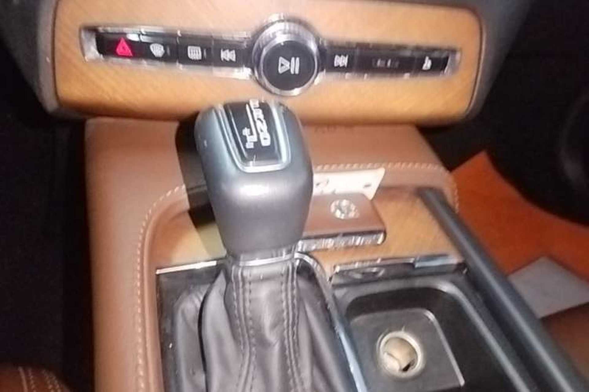 Used Volvo XC90 2018 T6 Zhiya Edition 7-seater Gear Lever