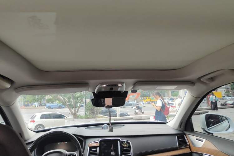 Used Volvo XC90 2018 T6 Prestige 7-Seater Headliner