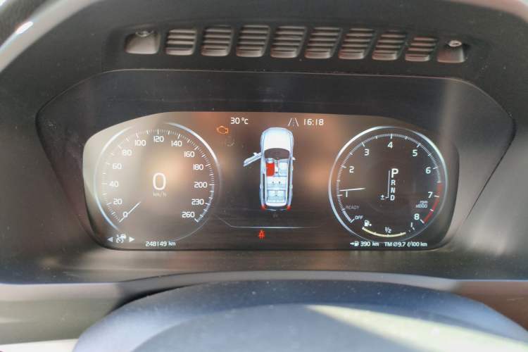 Used Volvo XC90 2018 T6 Zhiyi Edition 7-Seater Instrument Cluster