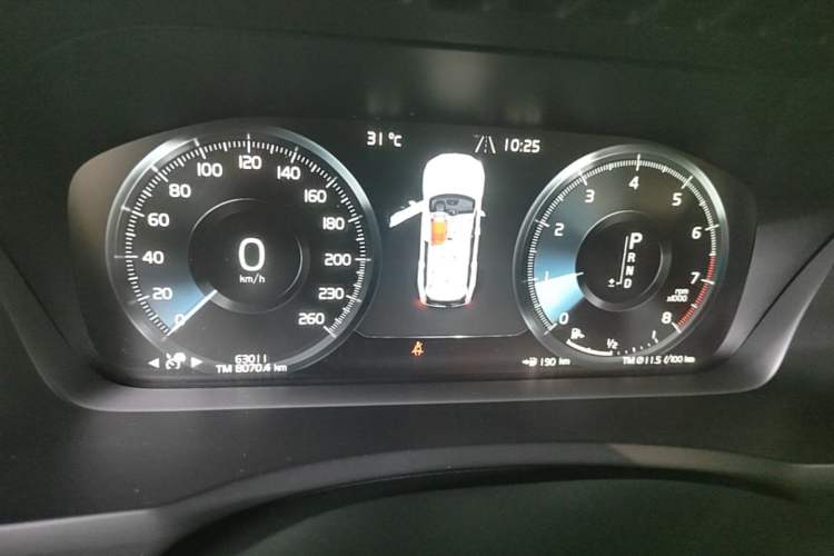 Used Volvo XC90 2018 T6 Zhiya Edition 7-seater Instrument Cluster