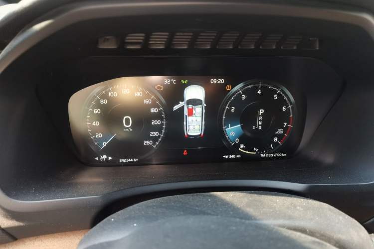 Used Volvo XC90 2018 T6 Zhiya Edition 7-seater Instrument Cluster