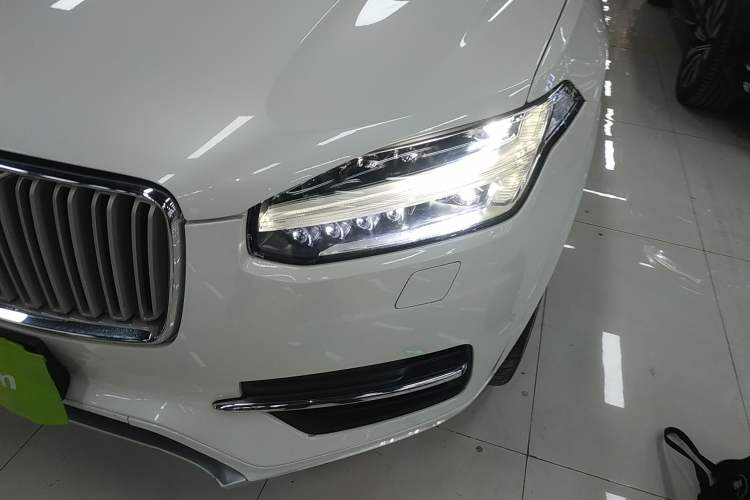 Used Volvo XC90 2018 T6 Zhiya Edition 7-seater Left Front Headlight