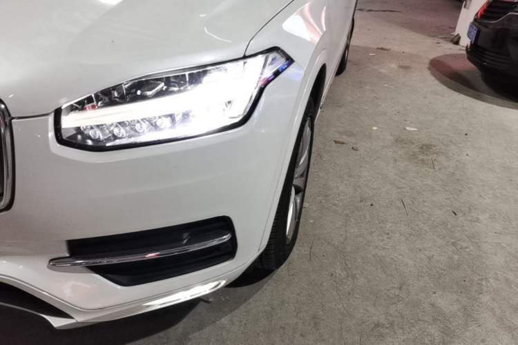 Used Volvo XC90 2018 T6 Zhiyi Edition 7-Seater Left Front Headlight