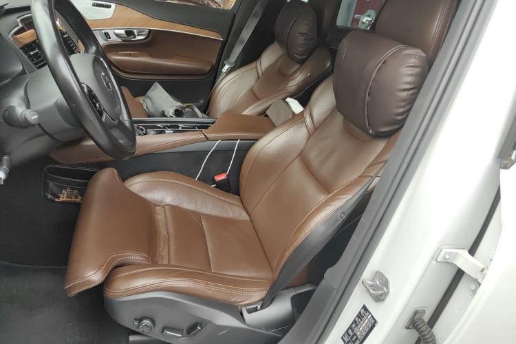 Used Volvo XC90 2018 T6 Prestige 7-Seater Left Front Seat