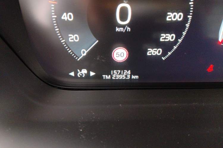Used Volvo XC90 2018 T6 Zhiyi Edition 7-Seater Odometer Close Up