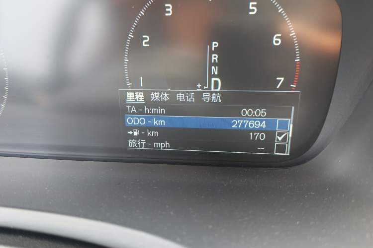 Used Volvo XC90 2018 T6 Zhiyi Edition 7-Seater Odometer Close Up